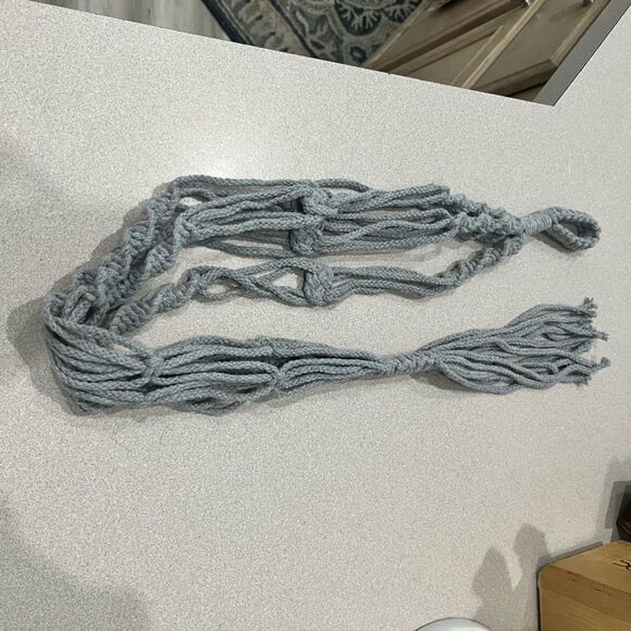 🌴 Macrame Plant Hanger | 41” Grey - Picture 4 of 10